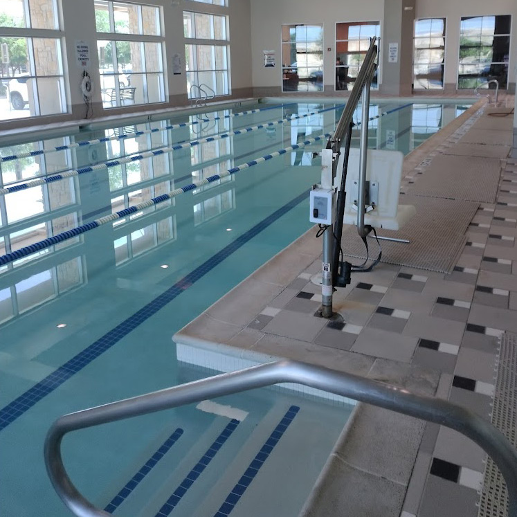 LA fitness swimming pool review